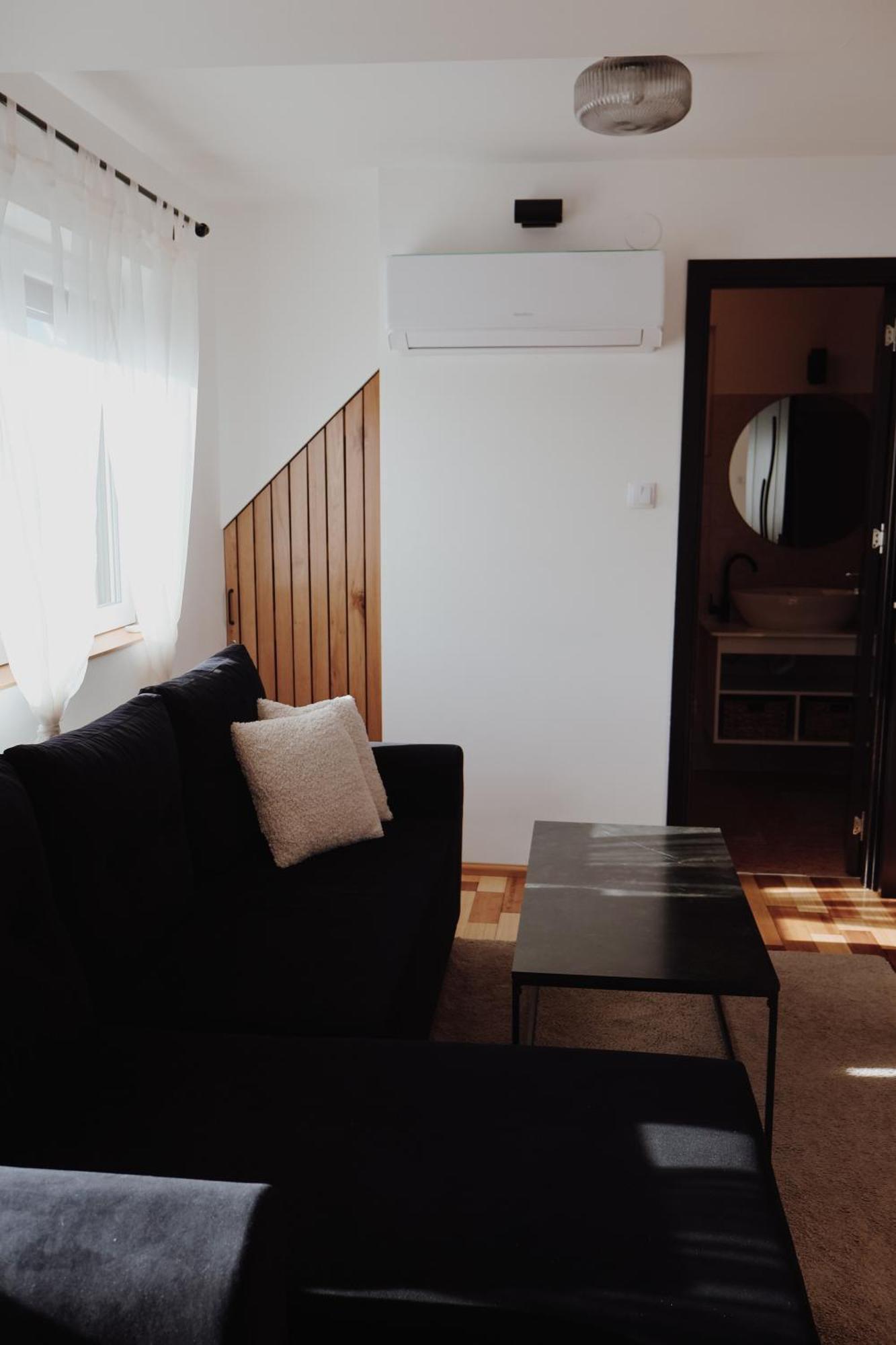 Doux Apartman Odorheiu Secuiesc Exteriér fotografie